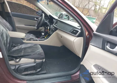 2016 Kia Optima Lx z USA, uszkodzony, nr VIN 5XXGT4L33GG001686